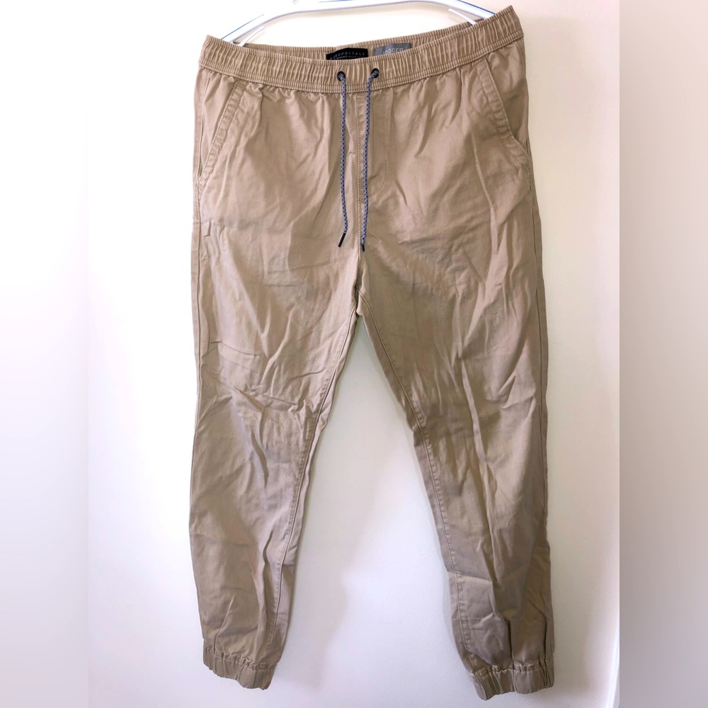 Aeropostale Men’s Khaki Joggers Medium